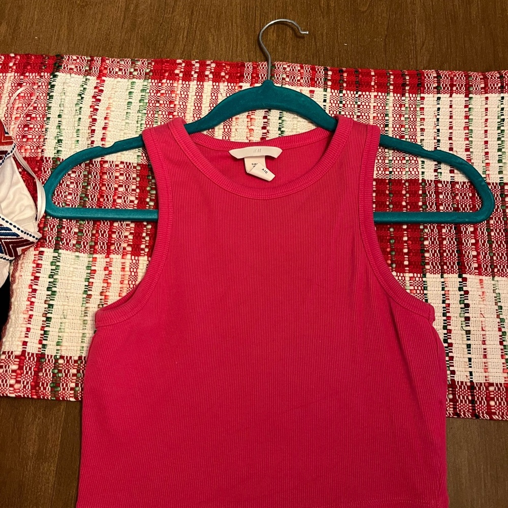 Hot Pink H+M Tank- SHIPPING PRICE NOT INCLUDED